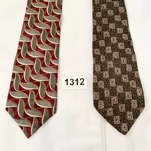 OSCAR DE LA RENTA 2 Pc Men’s Neck Tie Silk, Red & Olive Green, Olive Green & Tan - Picture 8 of 8